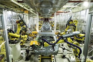 23個月建成投產 成都速度 催生東風標致4008下線