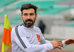 世界足壇高薪球員年薪排行榜,看到第四張,我感到無語